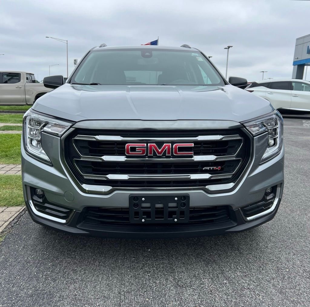 2023 GMC Terrain AT4
