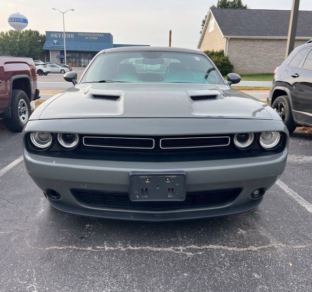 2017 Dodge Challenger SXT