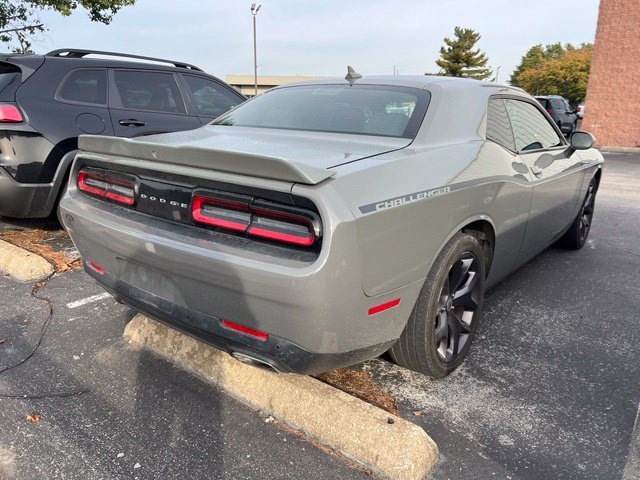 2017 Dodge Challenger SXT