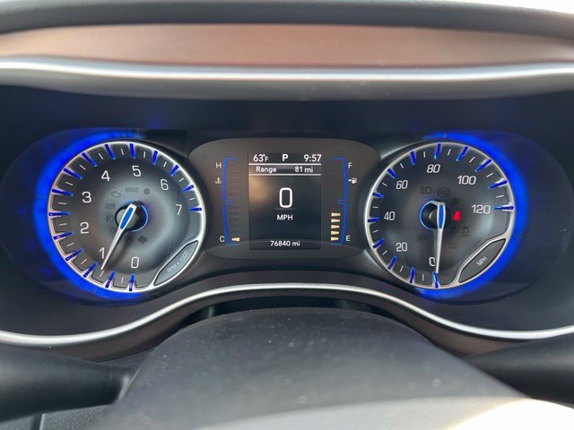 2023 Chrysler Voyager LX
